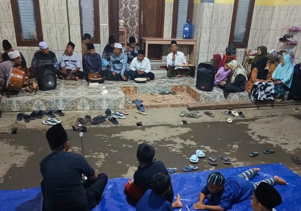 Sarasehan Ilmiyah Rutinan Malam Selasa di Musholla As Sa’adah Bahas Kitab Safinatun Naja: Memperdalam Materi Rukun Sholat