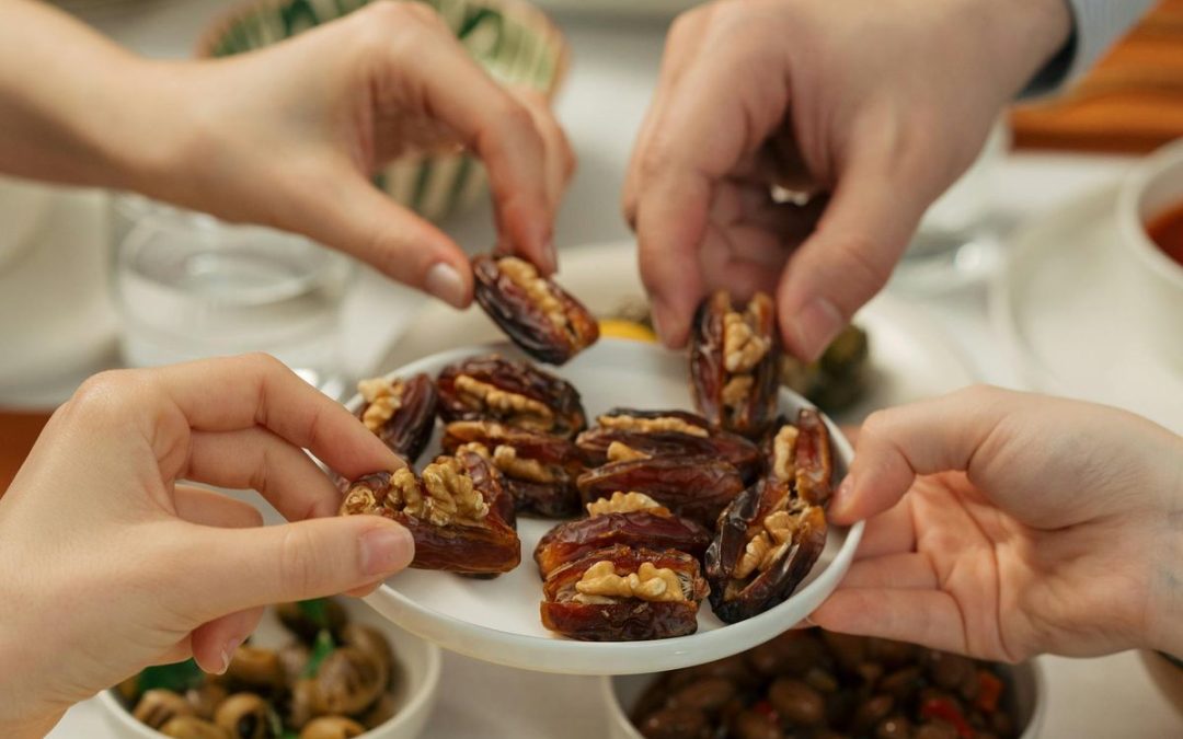 Manfaat Jahe Merah dan Kurma untuk Menjaga Stamina Selama Puasa