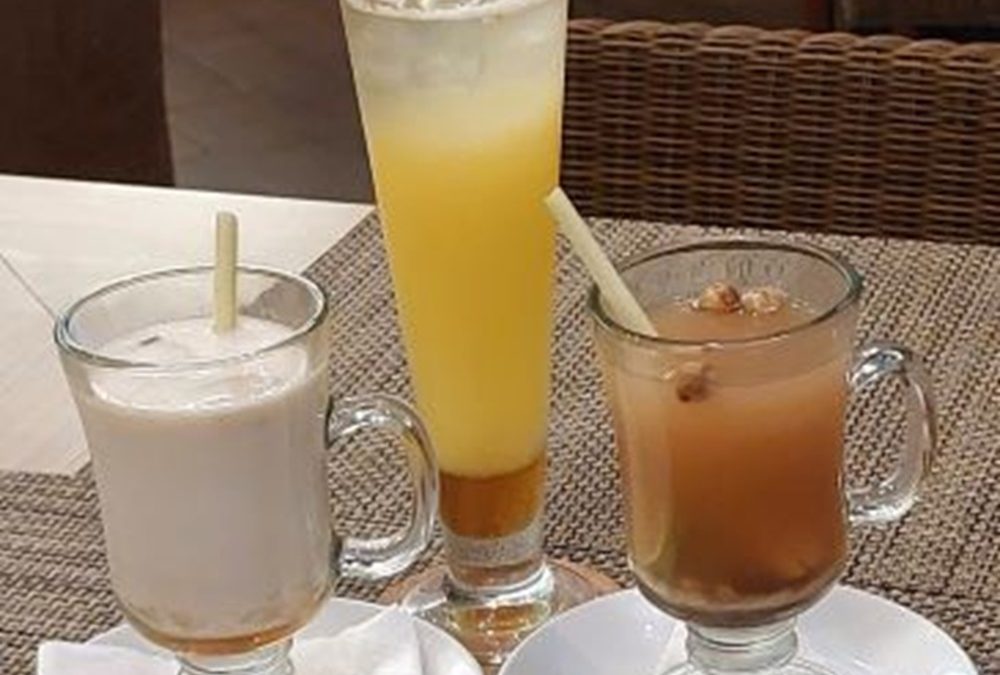 Nikmati Wedang Jahe & Pineapple Parade Fusion di Surabaya: Minuman Sehat dan Segar dari Hotel Santika
